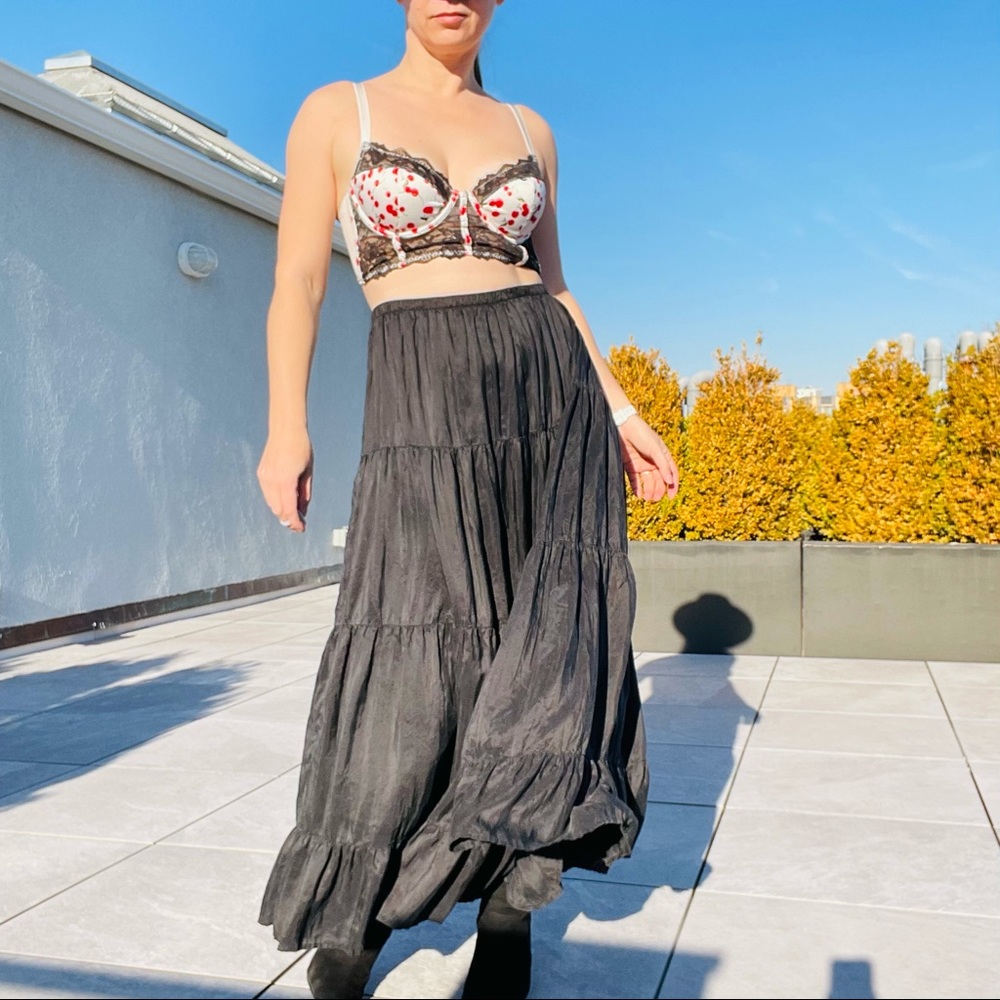 DIALOGUE 100% Silk Layered Tiered Elastic Waistband Maxi Black Full Circle Skirt - Picture 8 of 17